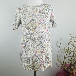 H&M floral top. Good condition
